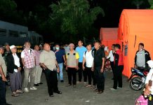 Turut Prihatin, Gubernur Fakhiri Lihat Korban Kebakaran di Tenda Darurat