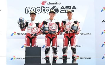Melesat di Tengah Persaingan Ketat, Bintang dan Resky Naik Podium Moto4 Asia Cup