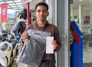 Special Akhir Bulan, Servis di Astra Motor Entrop, Tanah Hitam, dan Sentani, Dapatkan Free Raincoat Apparel ADV