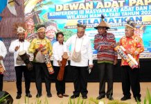 Buka Konferensi Masyarakat Adat Mamta–Tabi, Gubernur MDF Tempatkan Masyarakat Adat Jadi Subjek Pembangunan Pembukaan Konferensi III Masyarakat Adat dan Pemuda I Wilayah Mamta–Tabi di Hotel Suni Sentani, Rabu (7/10/2026)